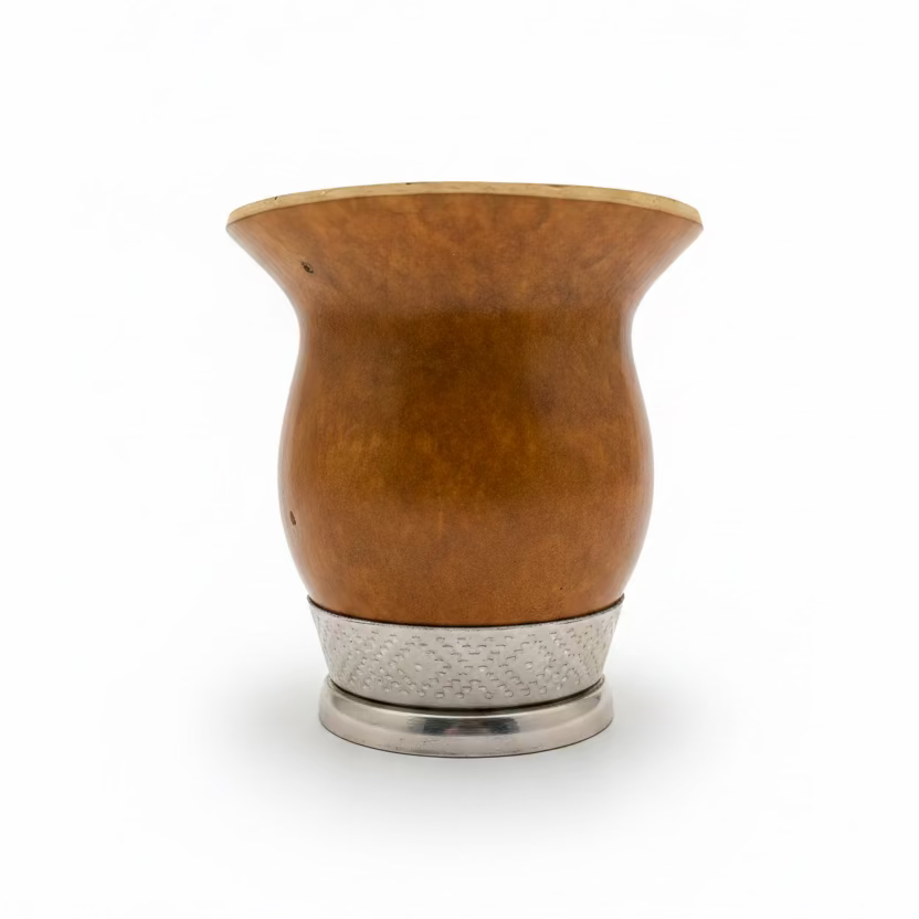 Mate artesanal de calabaza pulida para yerba mate