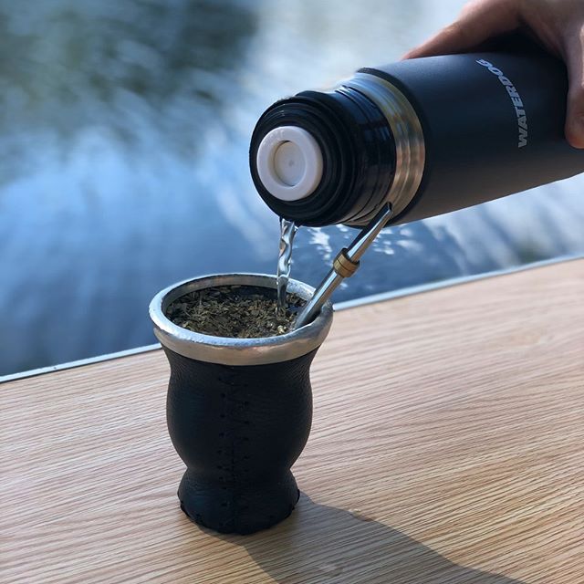 Termos y botellas.