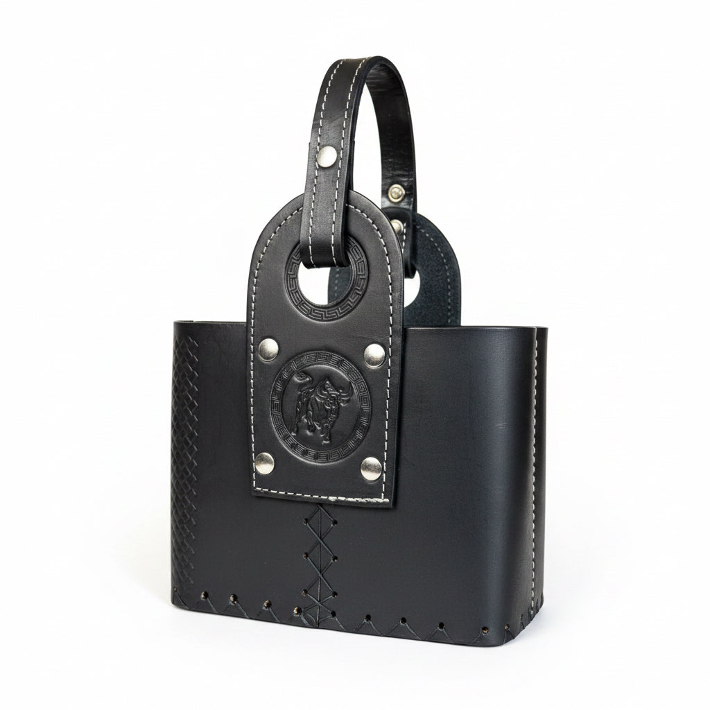 Canasto Matero de Cuero Negro Artesanal Modelo Uruguayo | 100% Cuero - Emporio Pewmayen