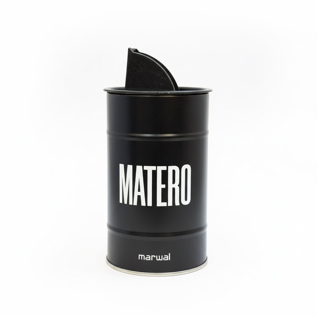 Yerbero Metálico Marwal Negro con Boquilla Dispensadora 400g - Emporio Pewmayen