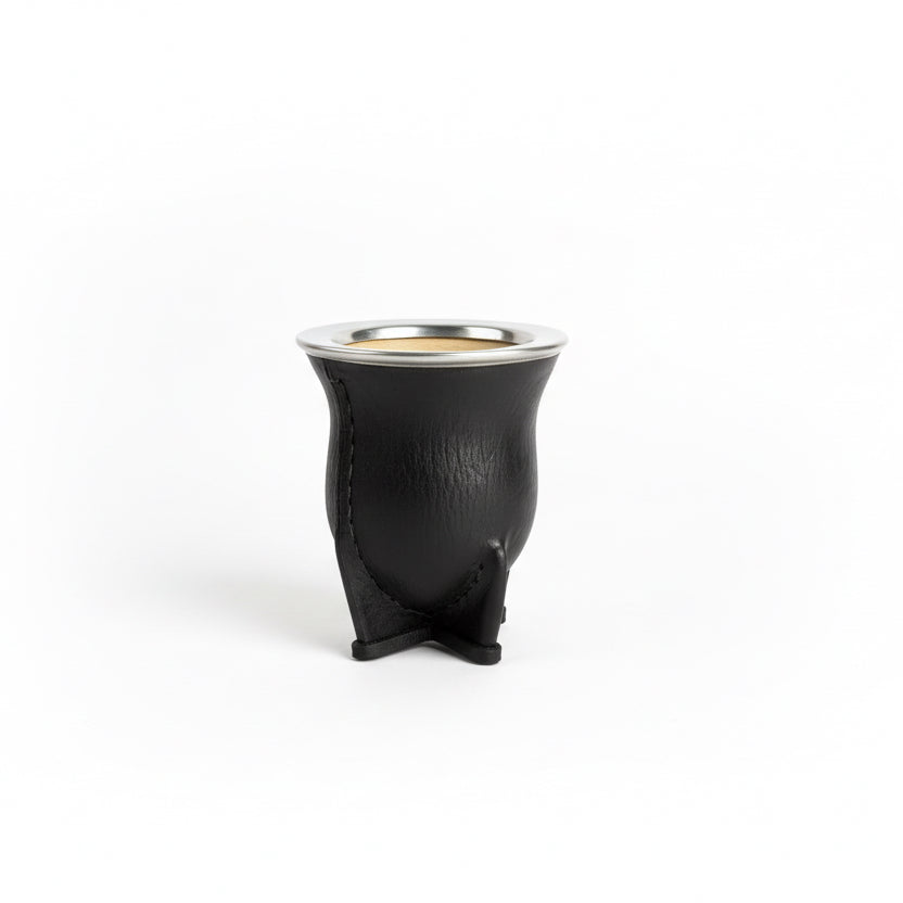 Mate Camionero Uruguayo de Calabaza Natural Forrado en Cuero con Virola de Acero Inoxidable - Emporio Pewmayen