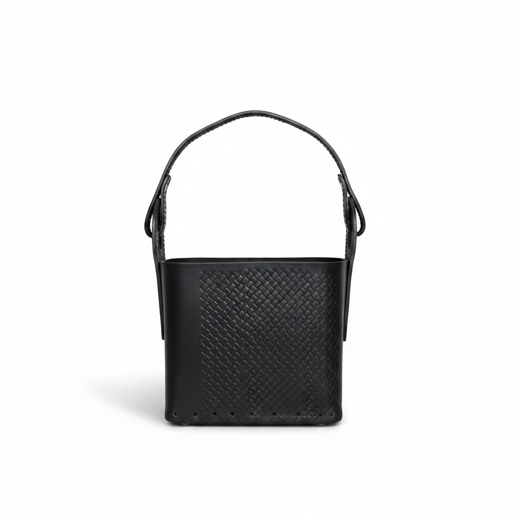 Canasto Matero de Cuero Negro Artesanal Modelo Uruguayo | 100% Cuero - Emporio Pewmayen