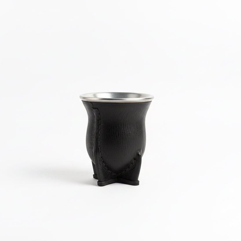 Mate Camionero Uruguayo de Calabaza Natural Forrado en Cuero con Virola de Acero Inoxidable - Emporio Pewmayen