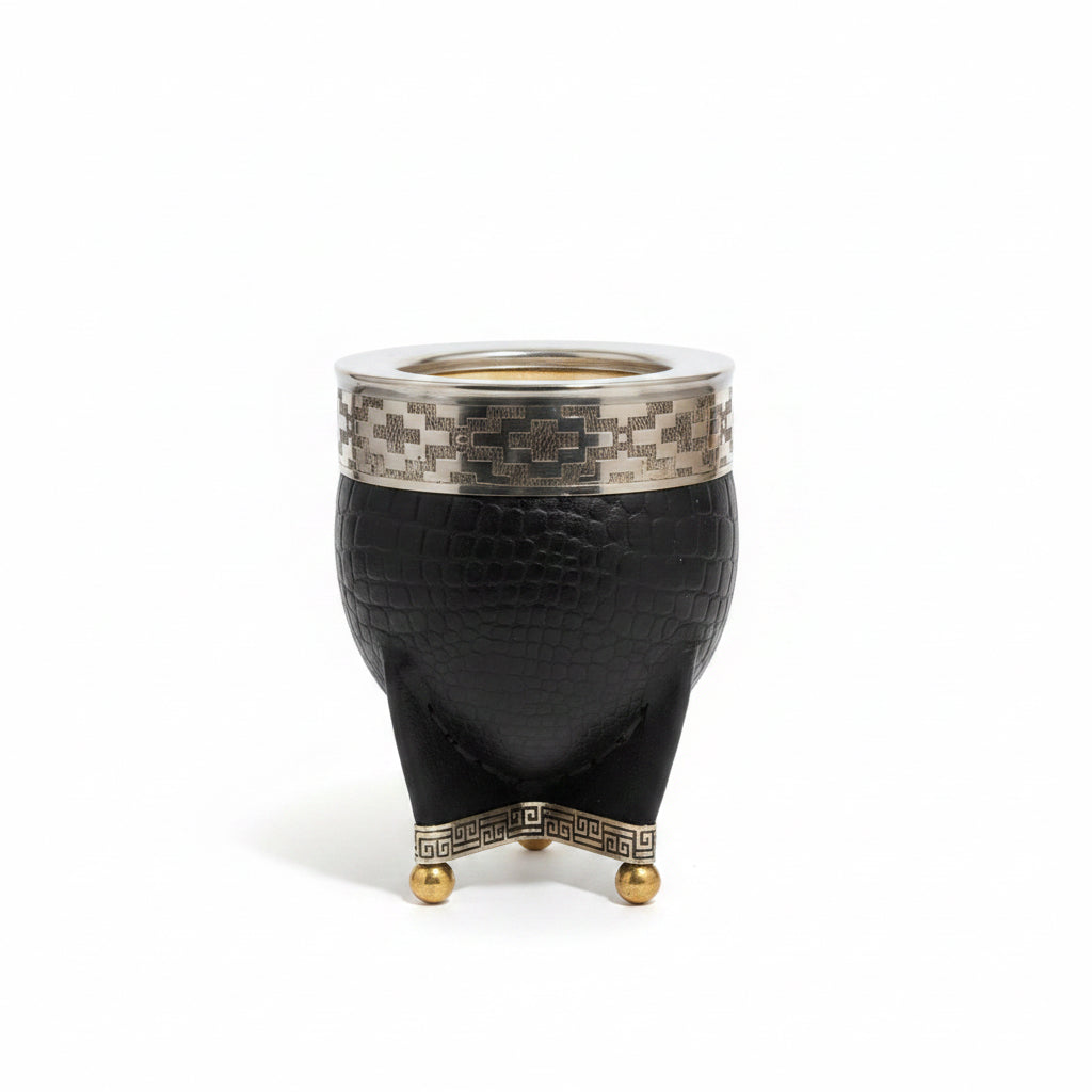 Mate Imperial Uruguayo de Calabaza Premium Cuero Repujado Negro con Virola de Acero y Alpaca - Emporio Pewmayen