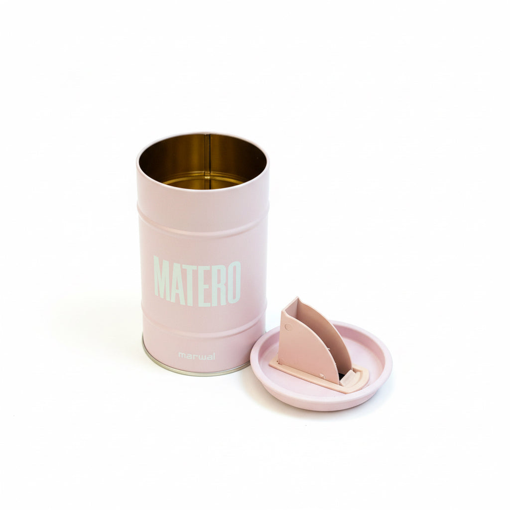 Yerbero Metálico Marwal Rosado con Boquilla Dispensadora 400g | Porta Yerba - Emporio Pewmayen