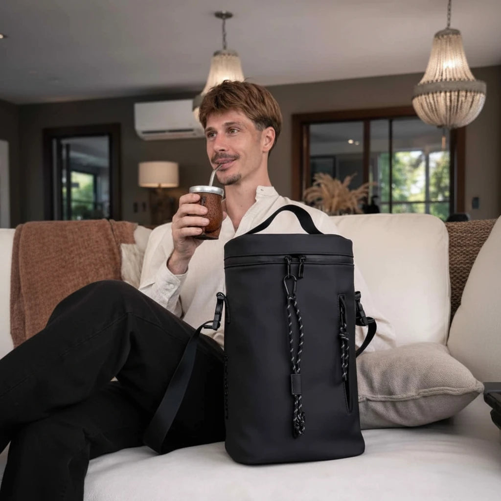 Bolso Matero Linconls - Islandia Negro con Divisiones Acolchadas y Correa Ajustable - Emporio Pewmayen
